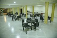 Eziana Palm Hotels Hotel a Kibanda