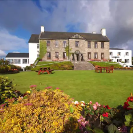 Falls Hotel & Spa