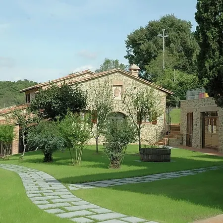 Farmhouse Umbria-Tuscany with Pool