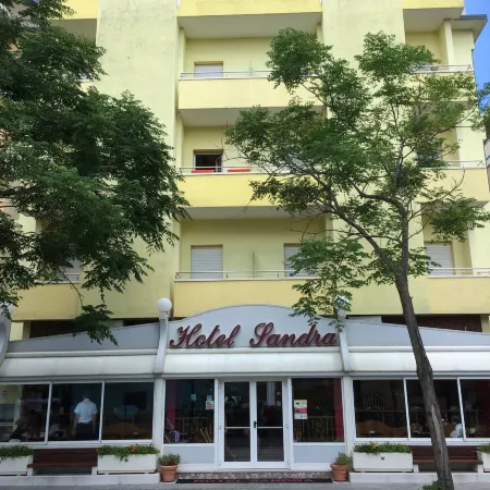 Hotel Sandra