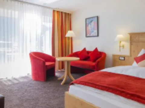 โรงแรมท็อชเซอร์โฮฟ โรงแรมในTasch