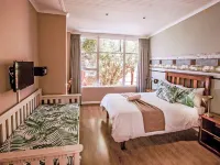 The Russel Guest House Hotels in 