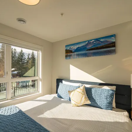 Skyline 102 Mountain View Townhouse-AC-Heated Pool; Hot Tub