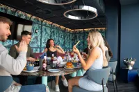 Yotel Glasgow - breakfast