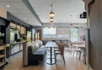 B&B Hotel Thionville Centre Gare Porte du Luxembourg A31 - breakfast