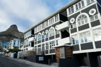 Kayleeway Apartments Отели в г. 