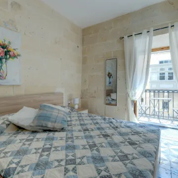 Central and Cosy 2Br Apt in Valletta by Buena Vista