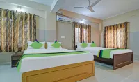 Treebo Green Land Kushalnagar, 300 M from Nisargadhama Forest Hotels in Baichanalli