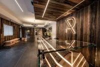 Hotel Ravelli Luxury Spa Hotels in Pellizzano