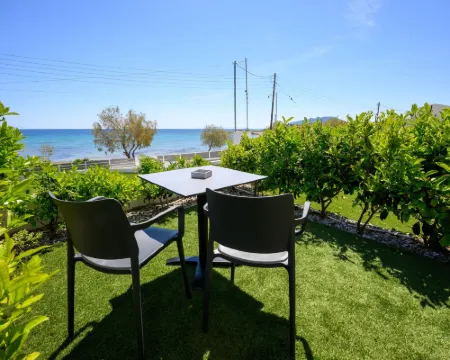 Cubes on the Beach Athens Airport Hoteles en Spata-Artemida