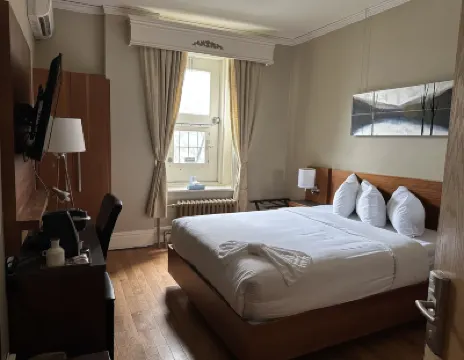 Hotel Ermitage Hotels near Le Capitole