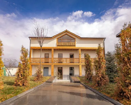 Taniqinn 蒂利金酒店 蒂利金酒店