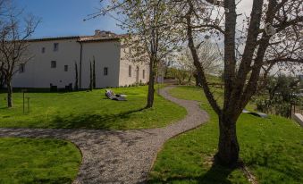 Relais Borgo Elissa