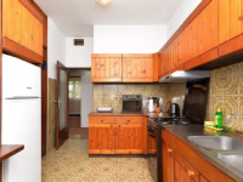 Apartment 1950 Hotels in Fazana