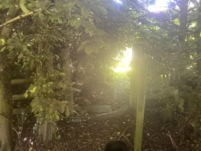 Cabin Retreat in Bedford - Sleeps 2 & Free Parking Hotels near Longs Inn Restaurant