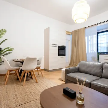 High-end Apartment in Bari Center