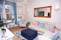 Bees Townhouse- Cupar Hotels in Cupar