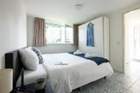 Amsterdam / Loosdrecht Rien Van Den Broeke Village Hotels in Hilversum