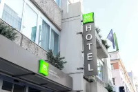 Ibis Styles Ljubljana the Fuzzy Log Hotel a Lubiana