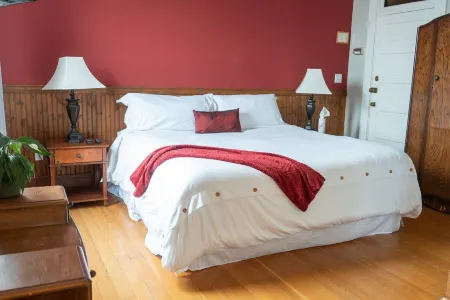 Royal Hotel Chilliwack