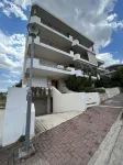 Hector Apartment Airport by Airstay - parking