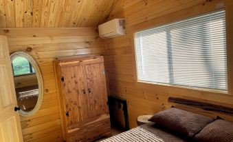 Cobb Creek Cabins