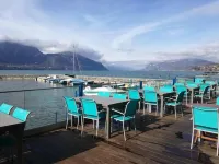 Weekend Hotel les Pieds Dans l'Eau فنادق في Viviers-Du-Lac