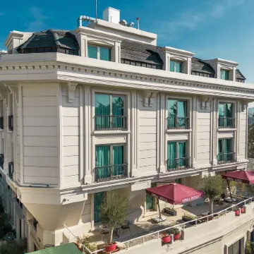 Aspera Hotel Altunizade Отели рядом с достопримечательностью «Бейлербейи»