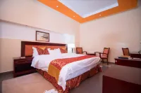 Falcon Heights Hotel - balcony