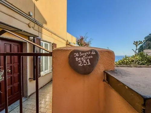 Il Sogno di Beatrice Luxury Apartment with Views Hotels in Manarola