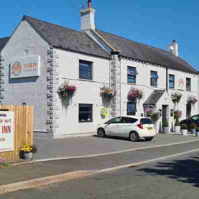 The Sally Hotel Exterior