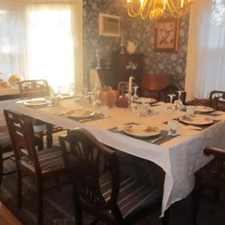 The Dawson House Bed & Breakfast