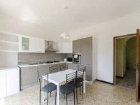 Joivy Family Flat W/3 Balconies, 10 Min to Beach Hotels in Moneglia