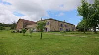 Gîtes & Chambres d'hôtes Peyrecout Hotel a Laparrouquial