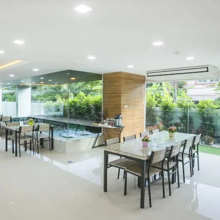 ตะวันอพาร์ทเม้นท์โฮเทลThawanapartmentHotel