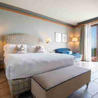 Castello Bonaria Wine & Spa Resort Rooms