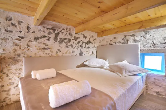 Achilleas Apartments