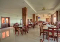 Raphael's Hotel - breakfast