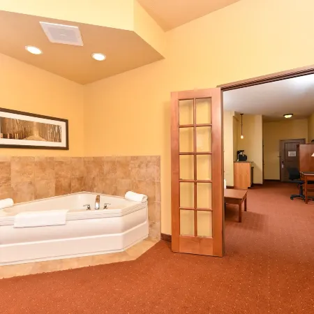 AmericInn by Wyndham Fargo Medical Center
