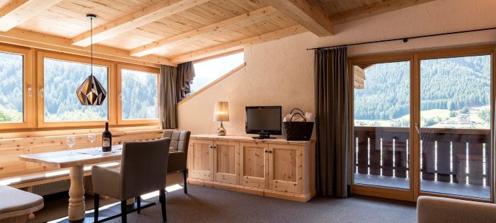 Residence Cesa Sassela Hotel a Ortisei