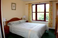 Cairngorm Highland Bungalows Hotels in Aviemore