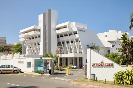 First Group la Montagne