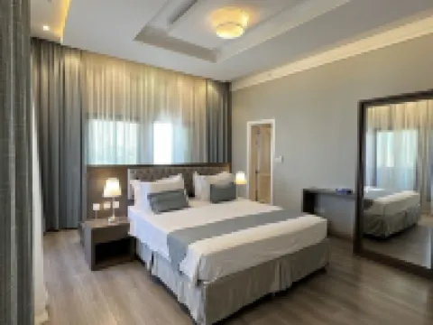 Loren Suites Corniche Hotels near Jeddah Corniche