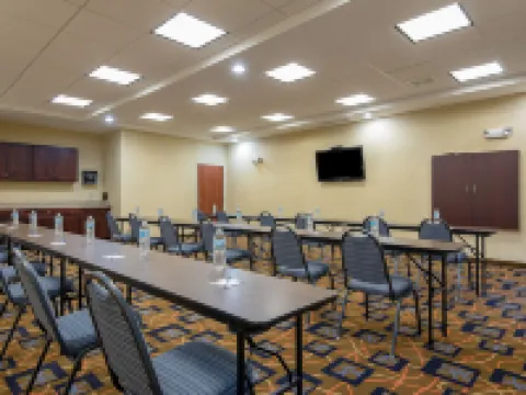 Holiday Inn Express & Suites LAFAYETTE EAST by IHG Hotels in Lafayette