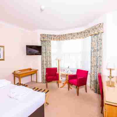 Green Hotel Rooms
