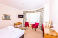 Green Hotel Hotels in Kelty