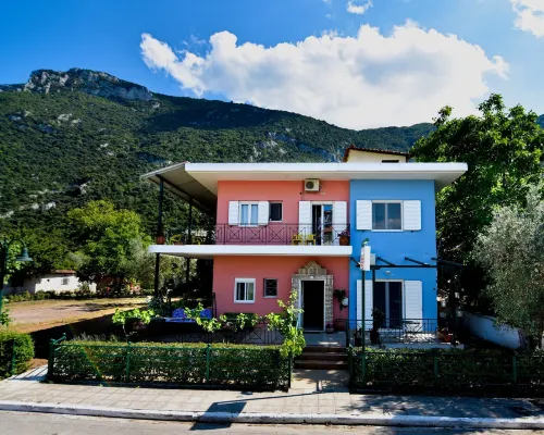 Tsertos Apartments Hotels in Molos-Agios Konstantinos