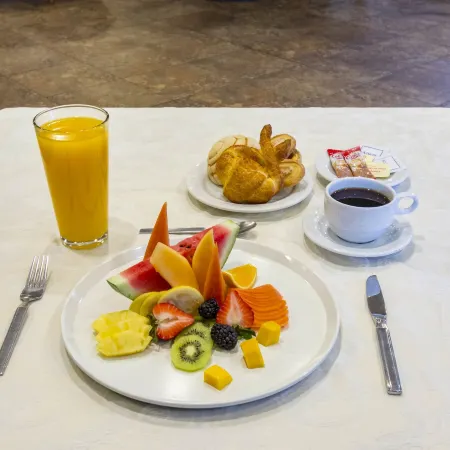 Hotel Mandarin Carton