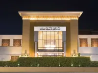 Andalus Al Seef Resort & Spa Hoteles cerca de Complejo de Ministerios