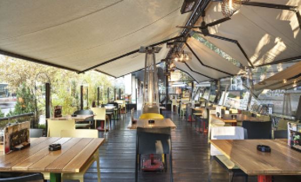 Kombinat Rooms City Center - Housity